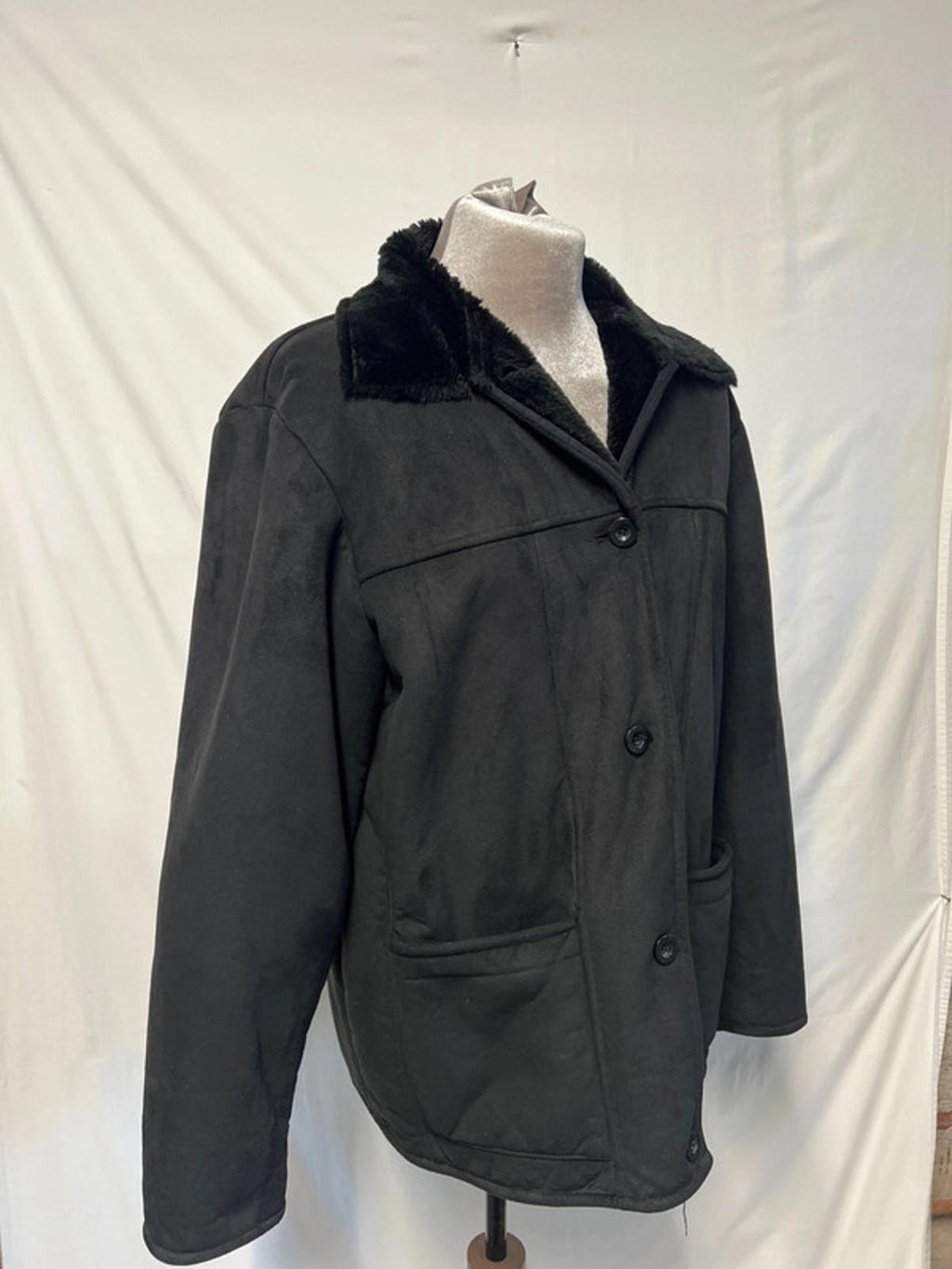 JBC Collection | Black Faux Fur Coat