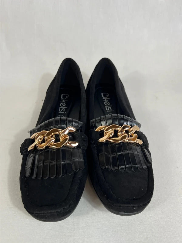 Kelsi | Size 5 | Classic black loafers with gold tone buckle
