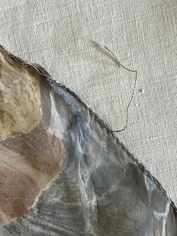 Ladies vintage sheer scarf in brown/blue