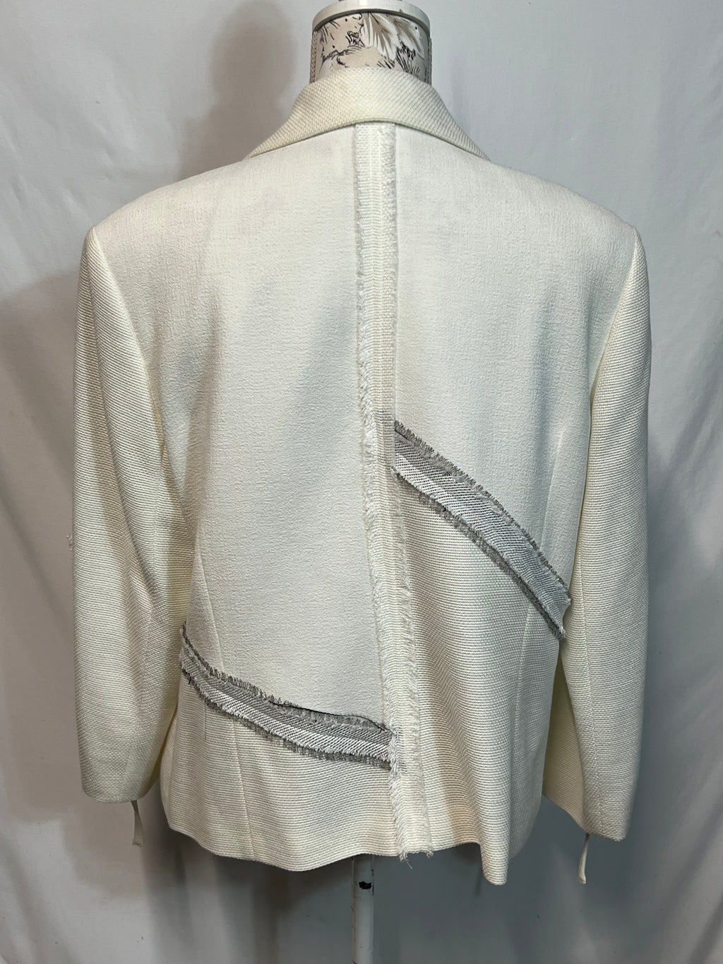 Max Pierre | Size 18 | White Blazer