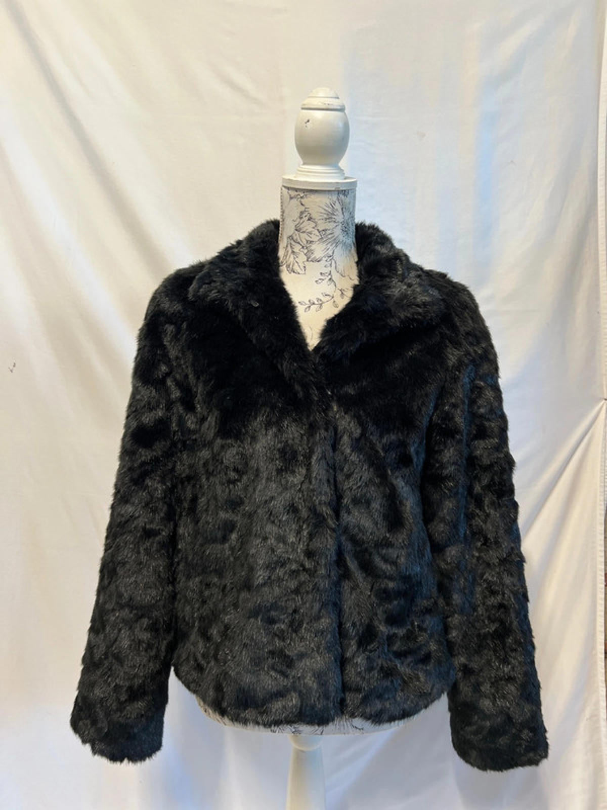 Oasis | Faux Fur Jacket | M | Polyester