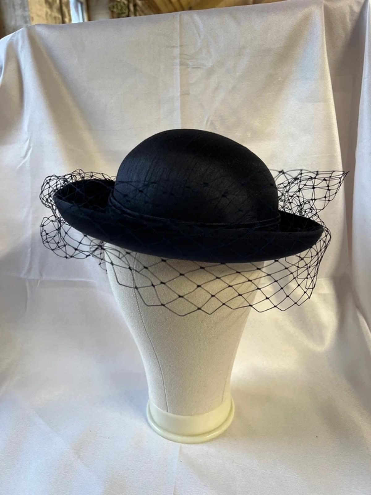 Vintage Navy Fascinator