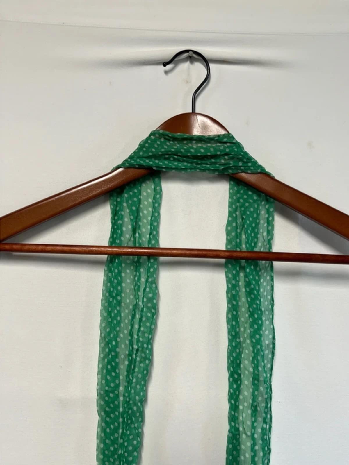 Ladies Vintage-style green polka dot scarf
