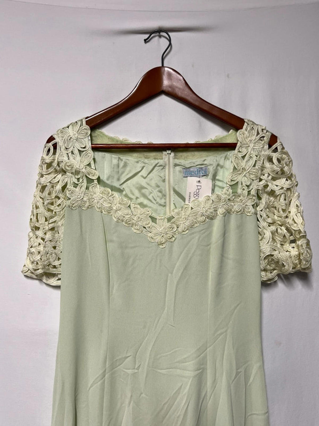Medici | Size 12 | Light Green Occasion Dress