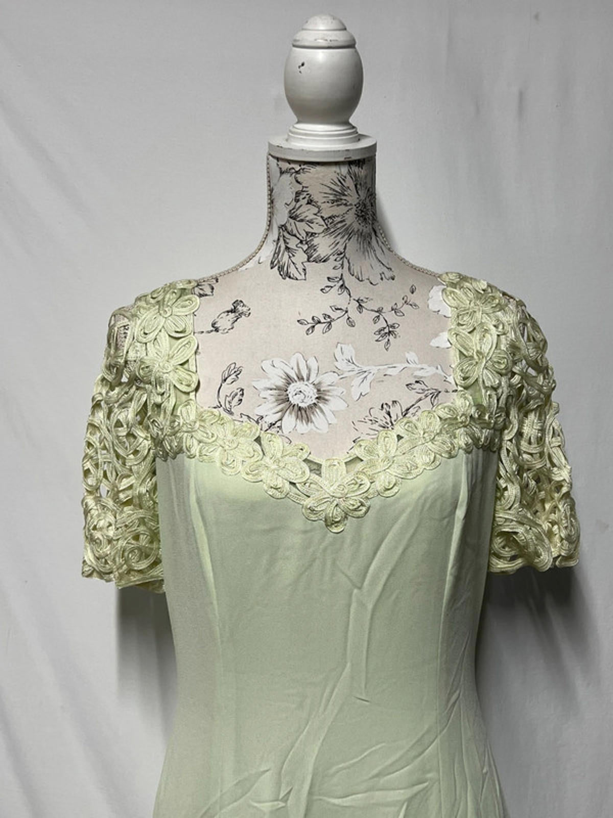 Medici | Size 12 | Light Green Occasion Dress