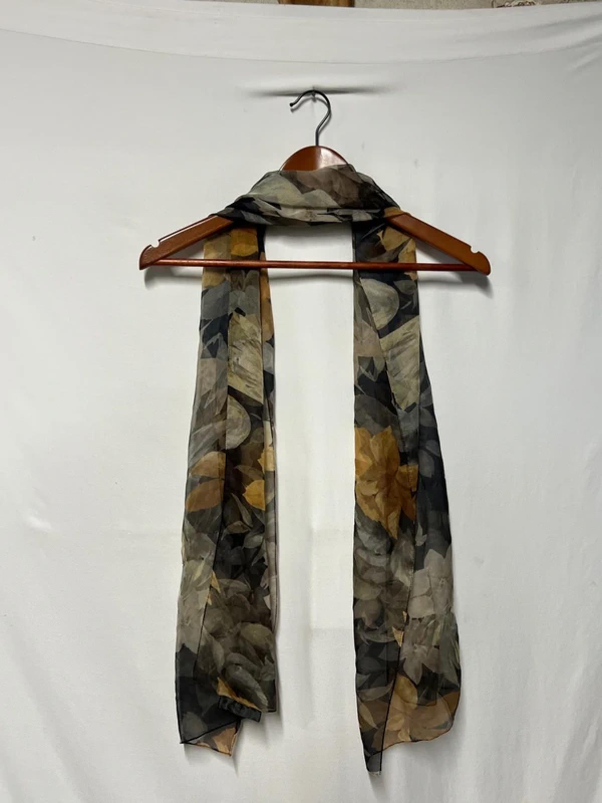 Vintage Ladies Scarf | Black and Yellow Good Condition