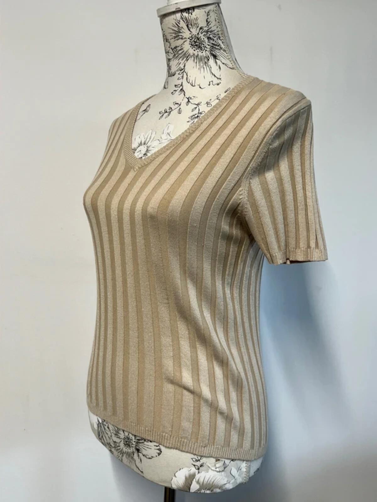 Caractère | M | Beige ribbed t-shirt | Silk/Elastane blend