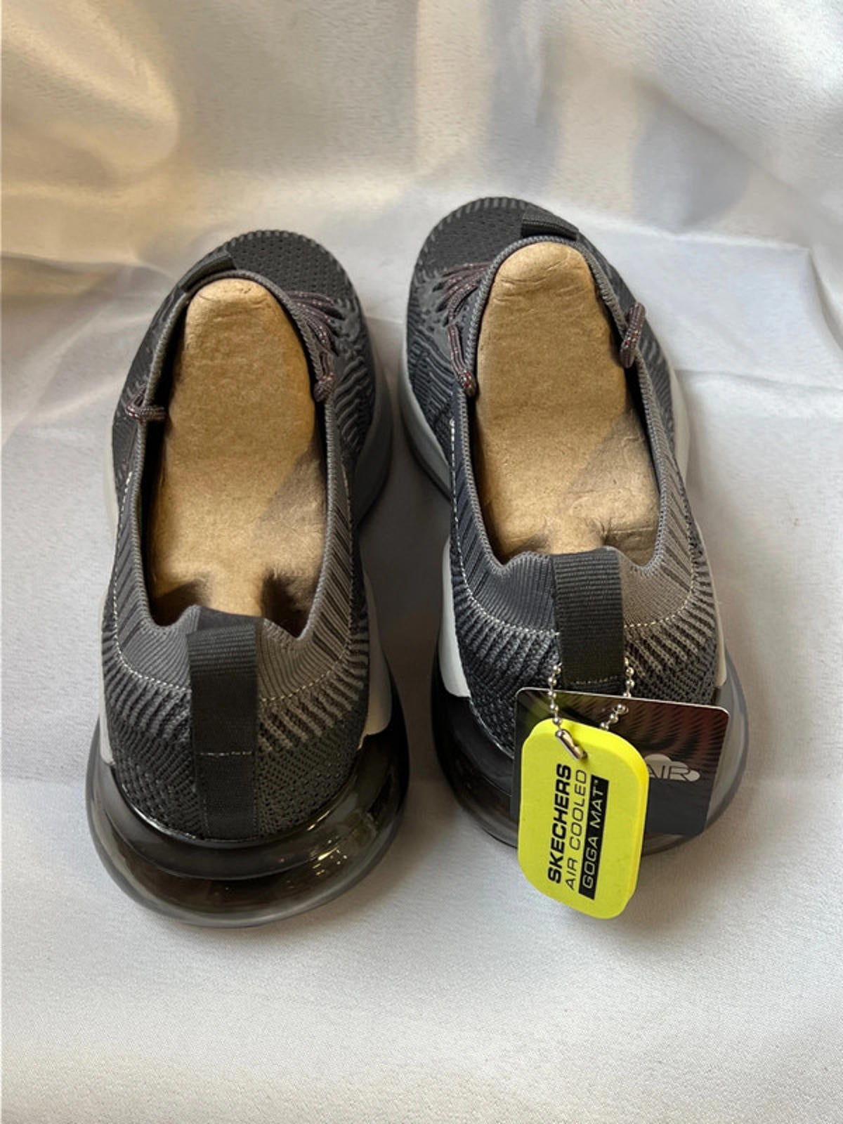 Men’s Skechers | Size 7 | New With Tags