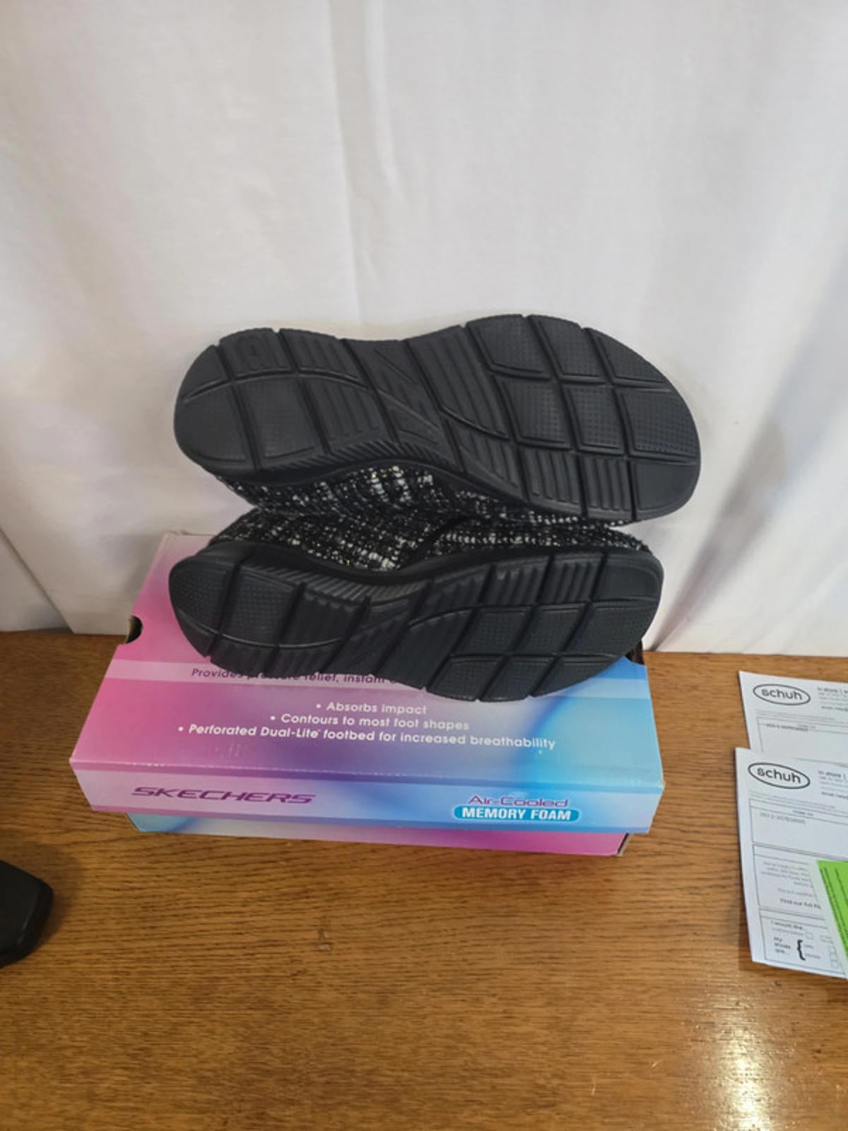 Brand new Sketchers her Sketchers equalizer mesmerised shoe size 7 black