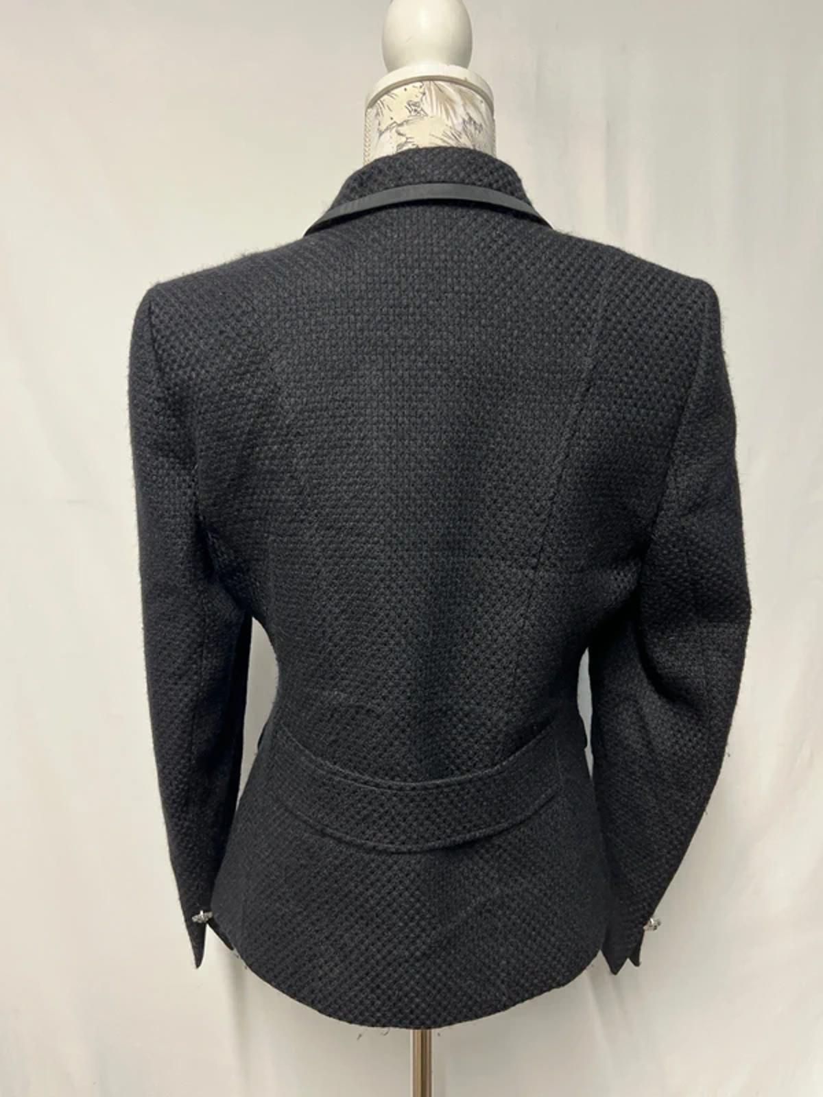 Basler | Size M | Black blazer with silver buttons