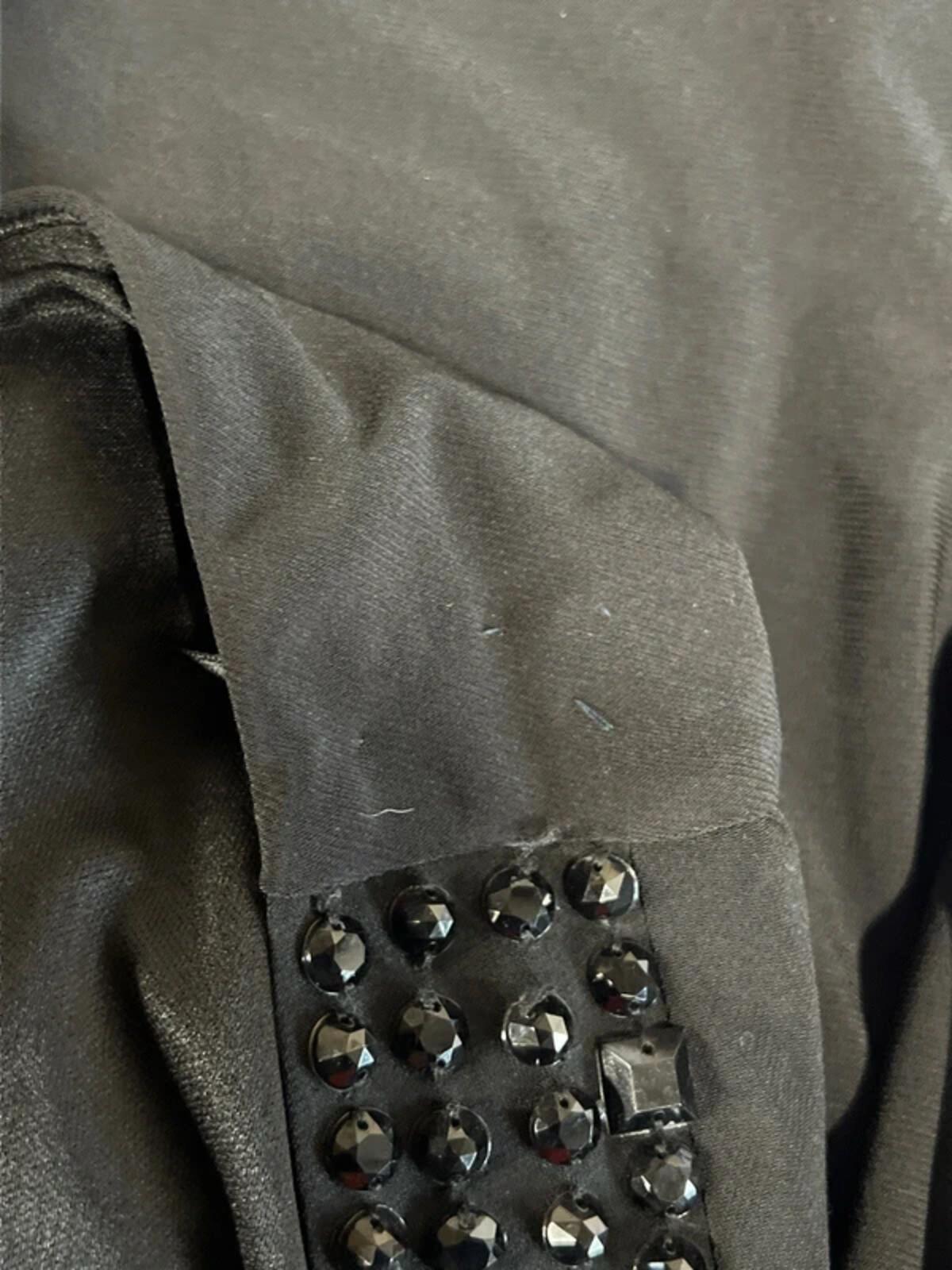 Minuet Petite | 16 | Black embroidered top | Polyester/Elastane blend