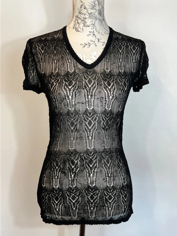 Mani | Size 12/14 | Black crochet short arm top