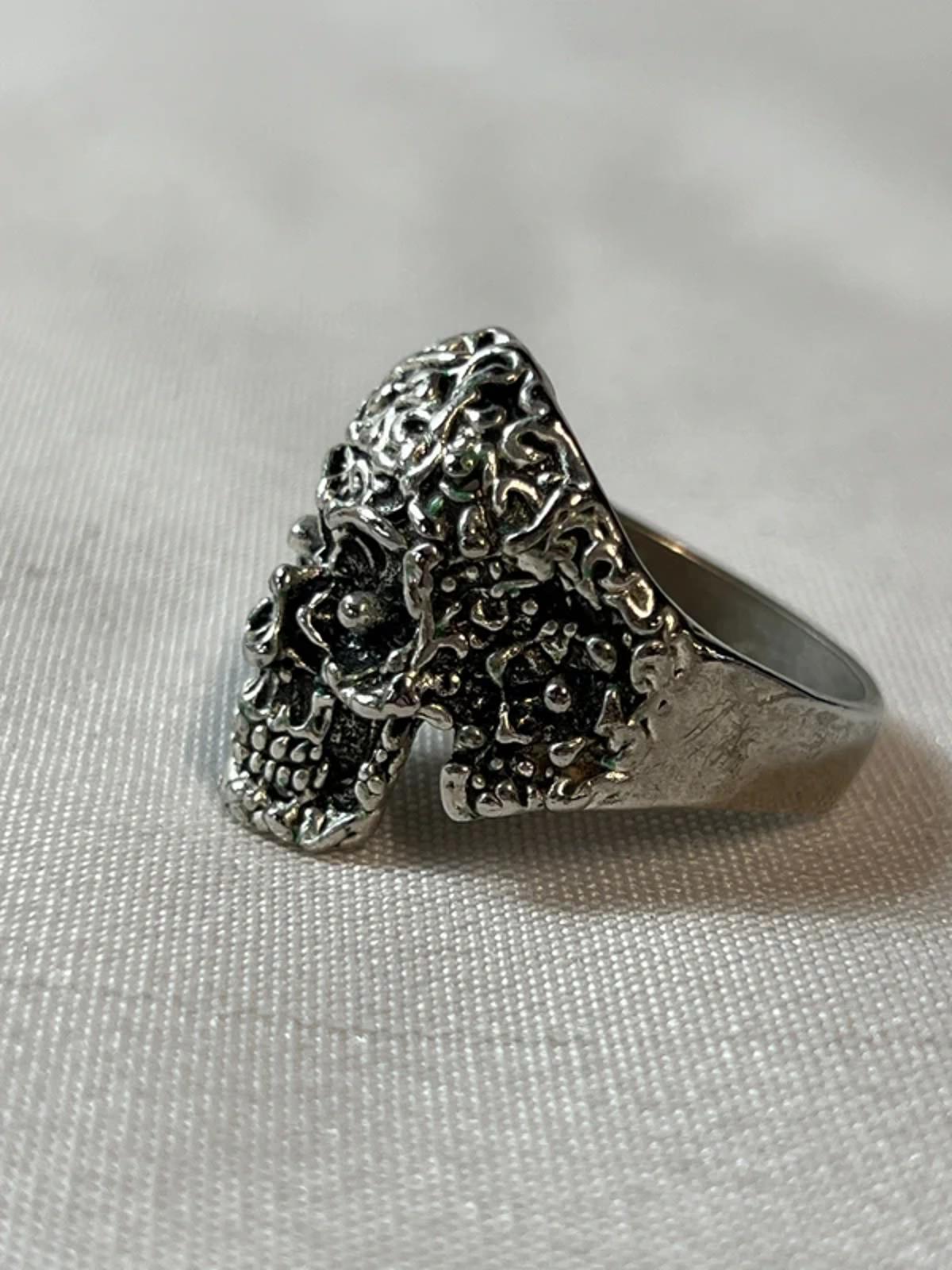 Vintage Style | Silver Tone Skull Ring |