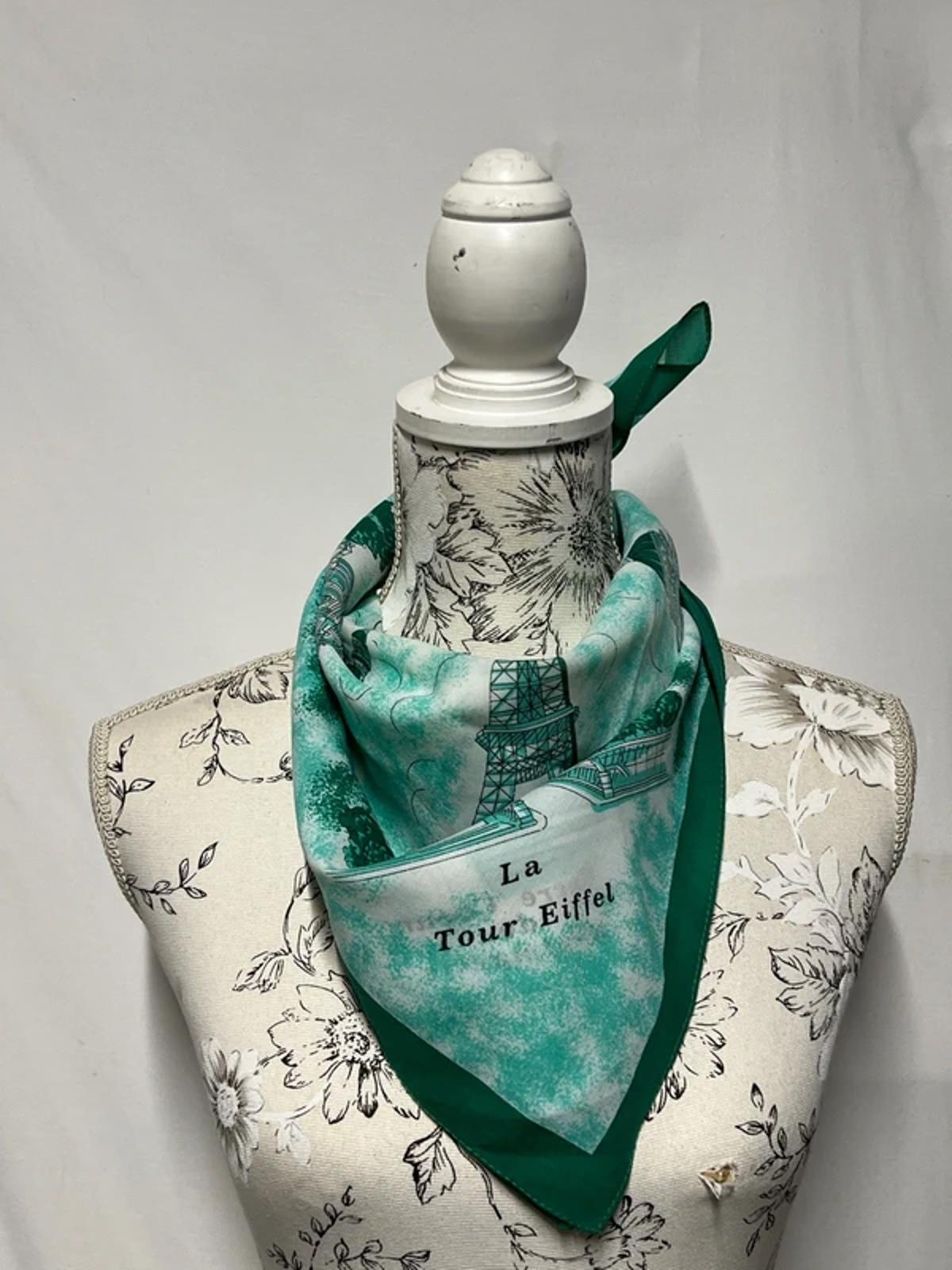Ladies Paris Themed Necktie/Bandanna | Green