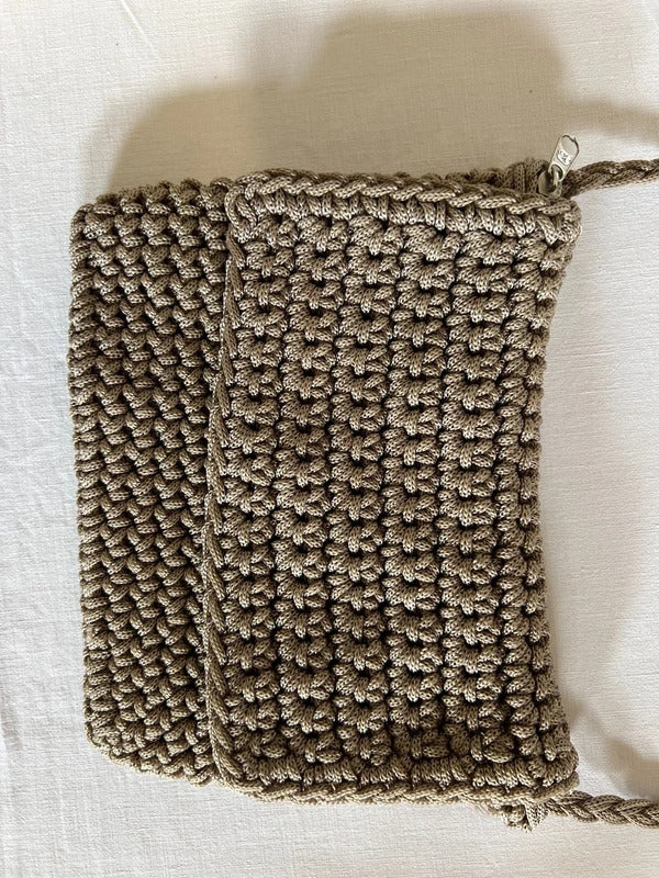 Ladies beige woven/knit style shoulderbag