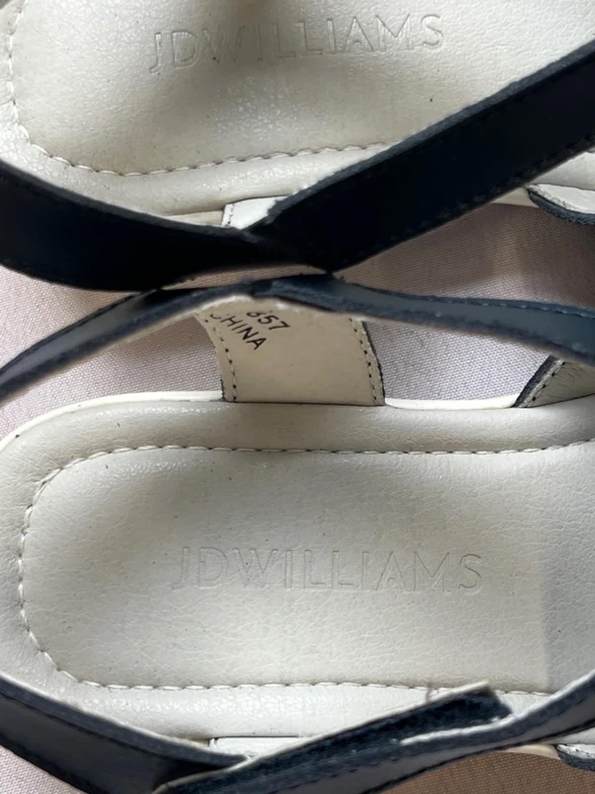 JD Williams | Size 4 | Navy Leather Sandals