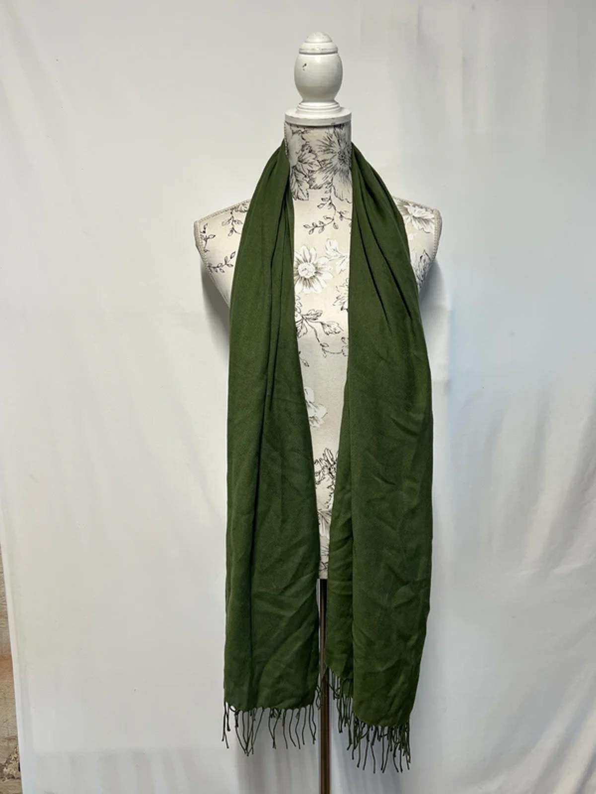 Bijoux | Khaki Green Scarf | Warm