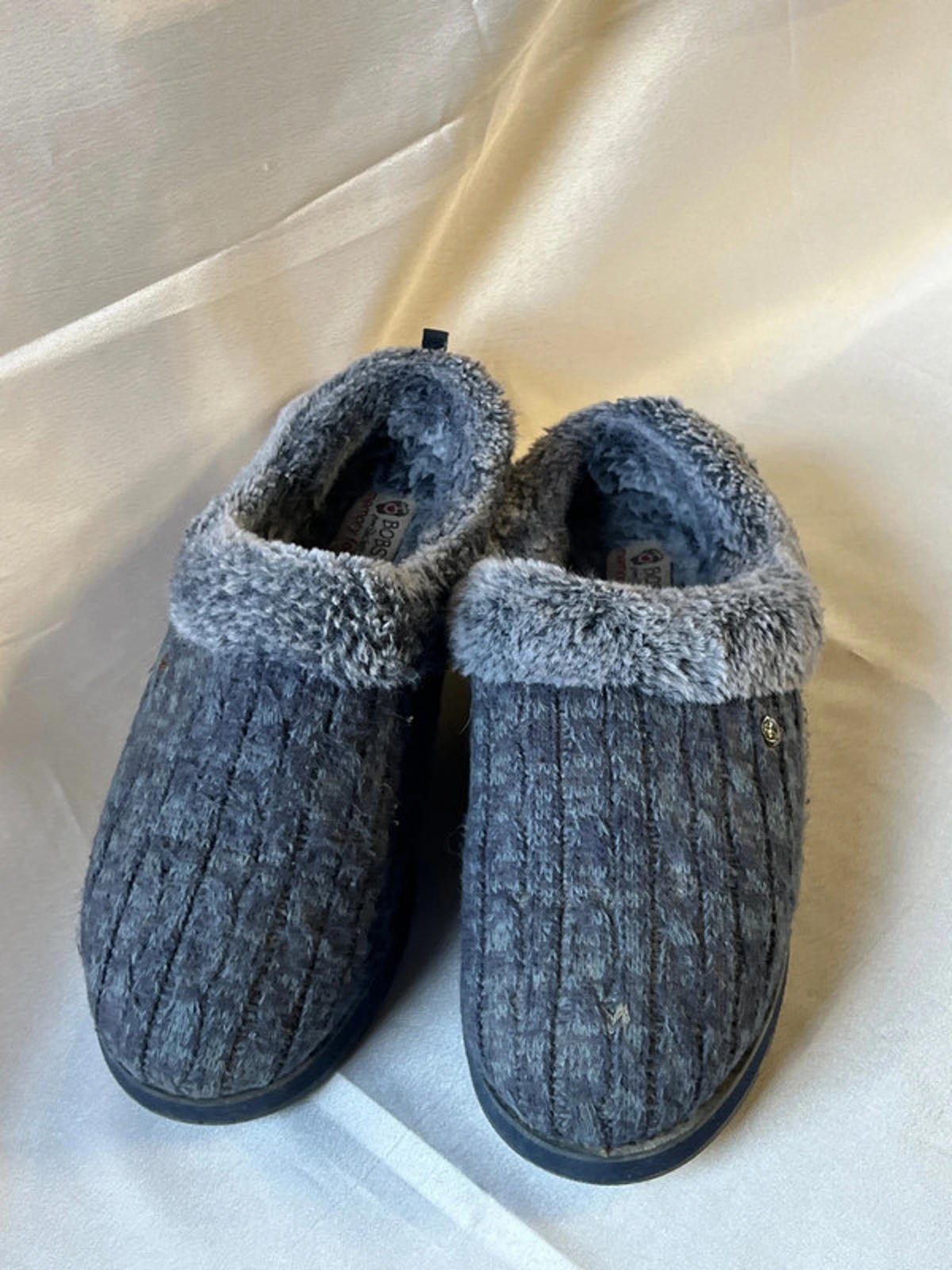 Bobs Slippers | Size 7