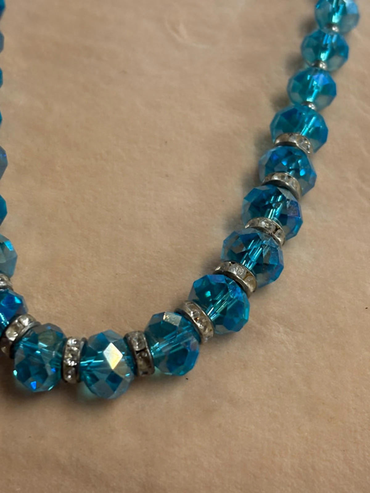 Blue gem effect vintage necklace