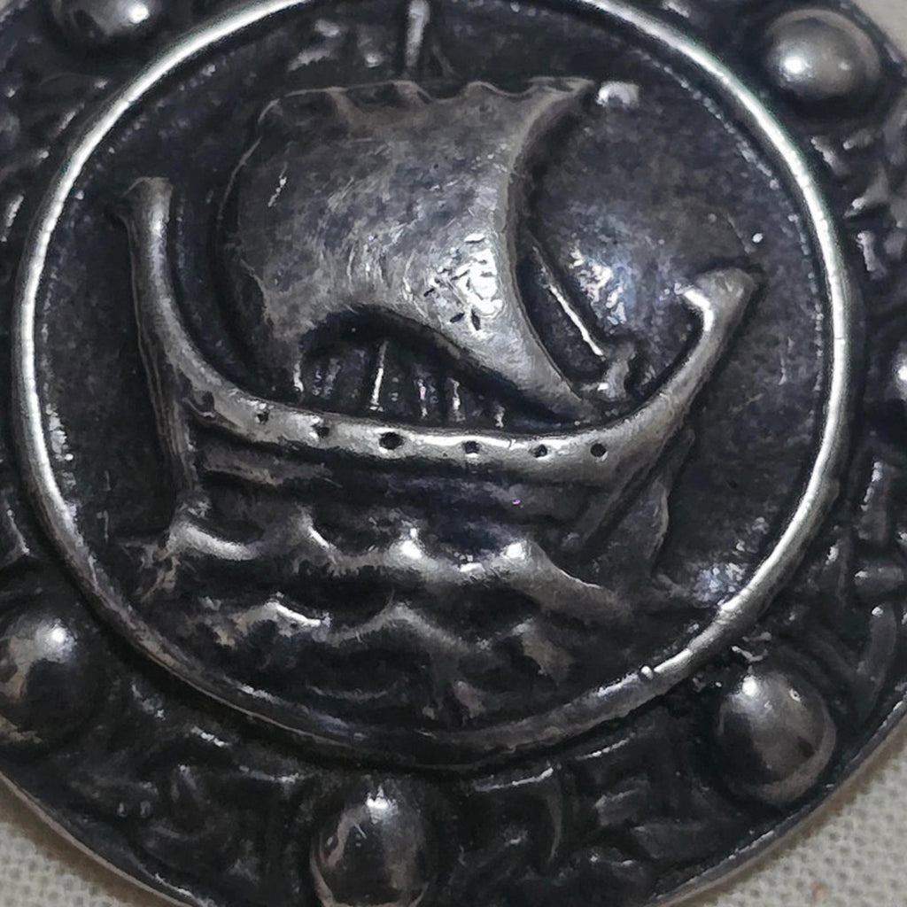 Shipton & Co vintage fully hallmarked sterling silver brooch