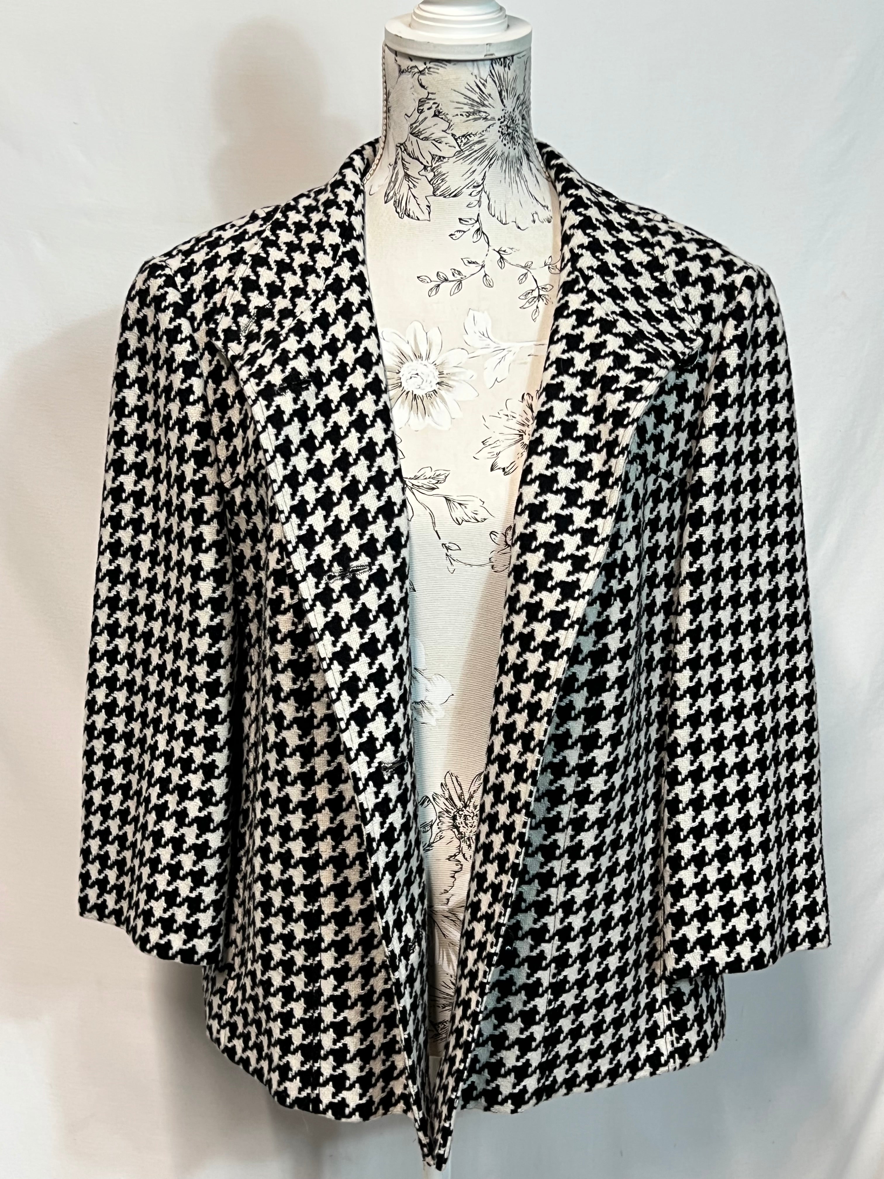 Gerry Weber | Size 8 | Dog Tooth Coat | Good Condition