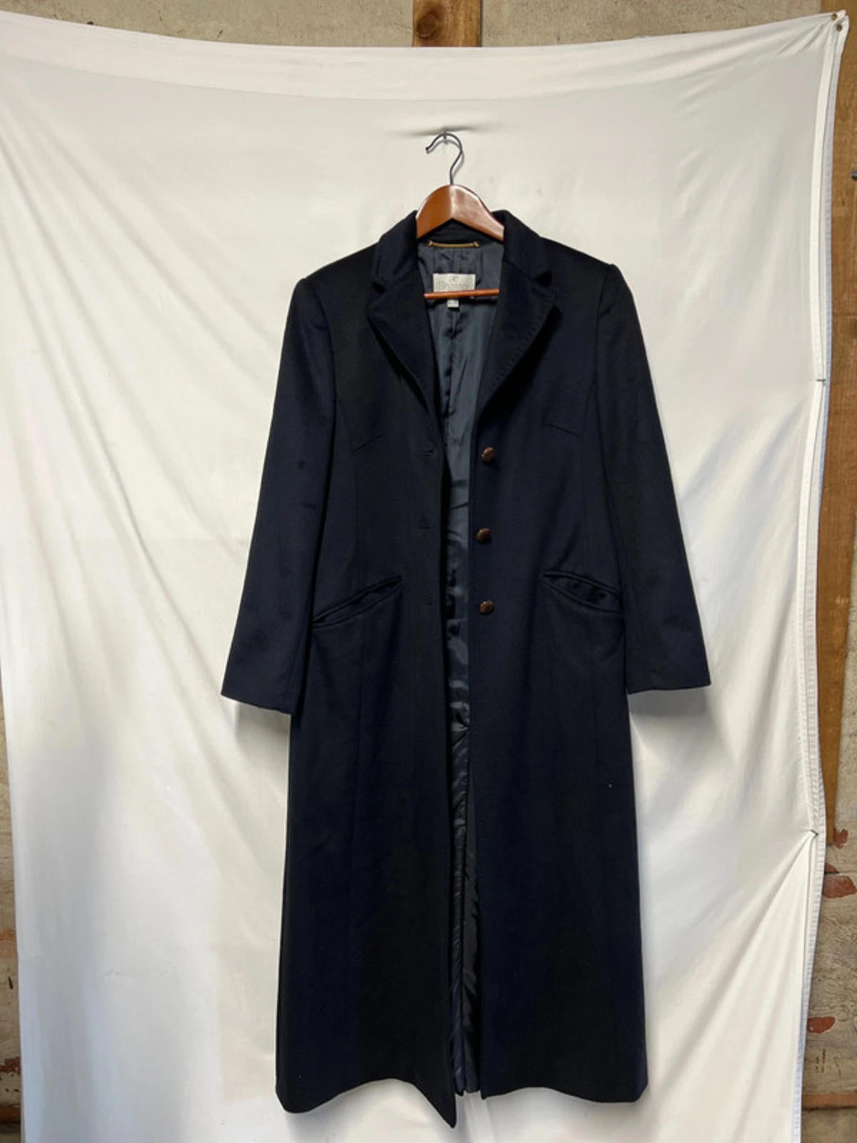 AE Elegance | 10 | Navy Trenchcoat