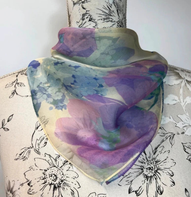 Vintage Tie Rack | The Art Of Silk | Hydrangea themed silk scarf