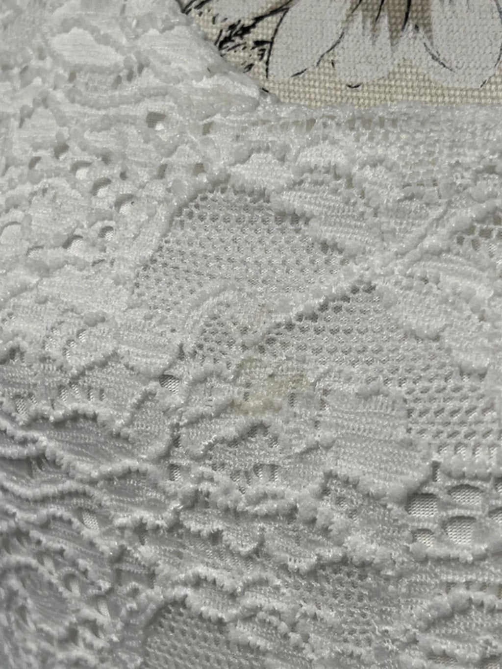 Phase 8 | 14 | White Floral Lace-Style Top