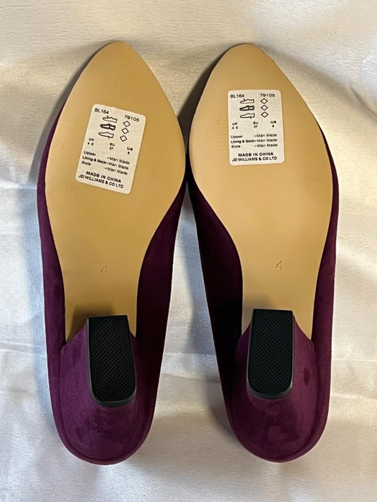 Ladies Heels | 4 | Purple/Maroon | Faux Suede