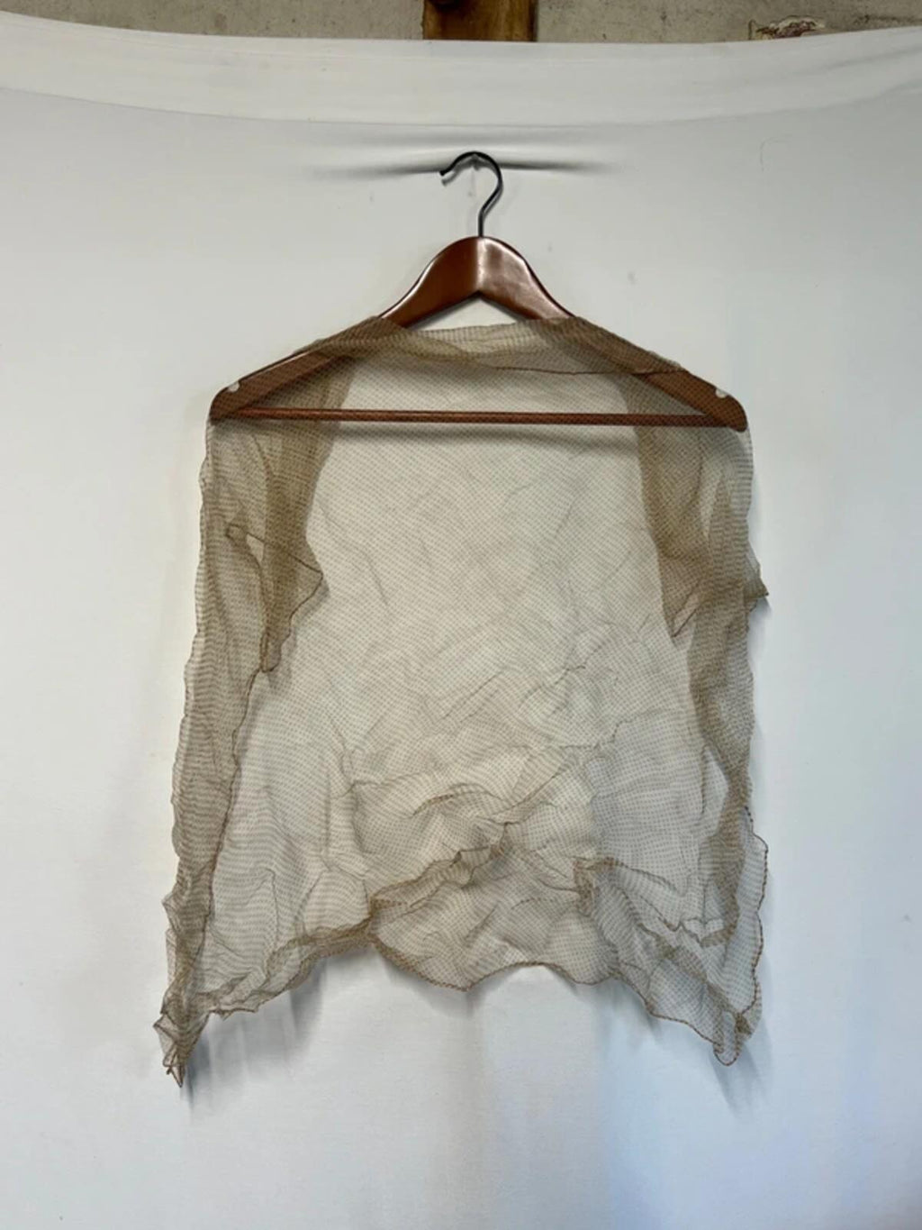 Ladies Vintage-style brown scarf/bandanna
