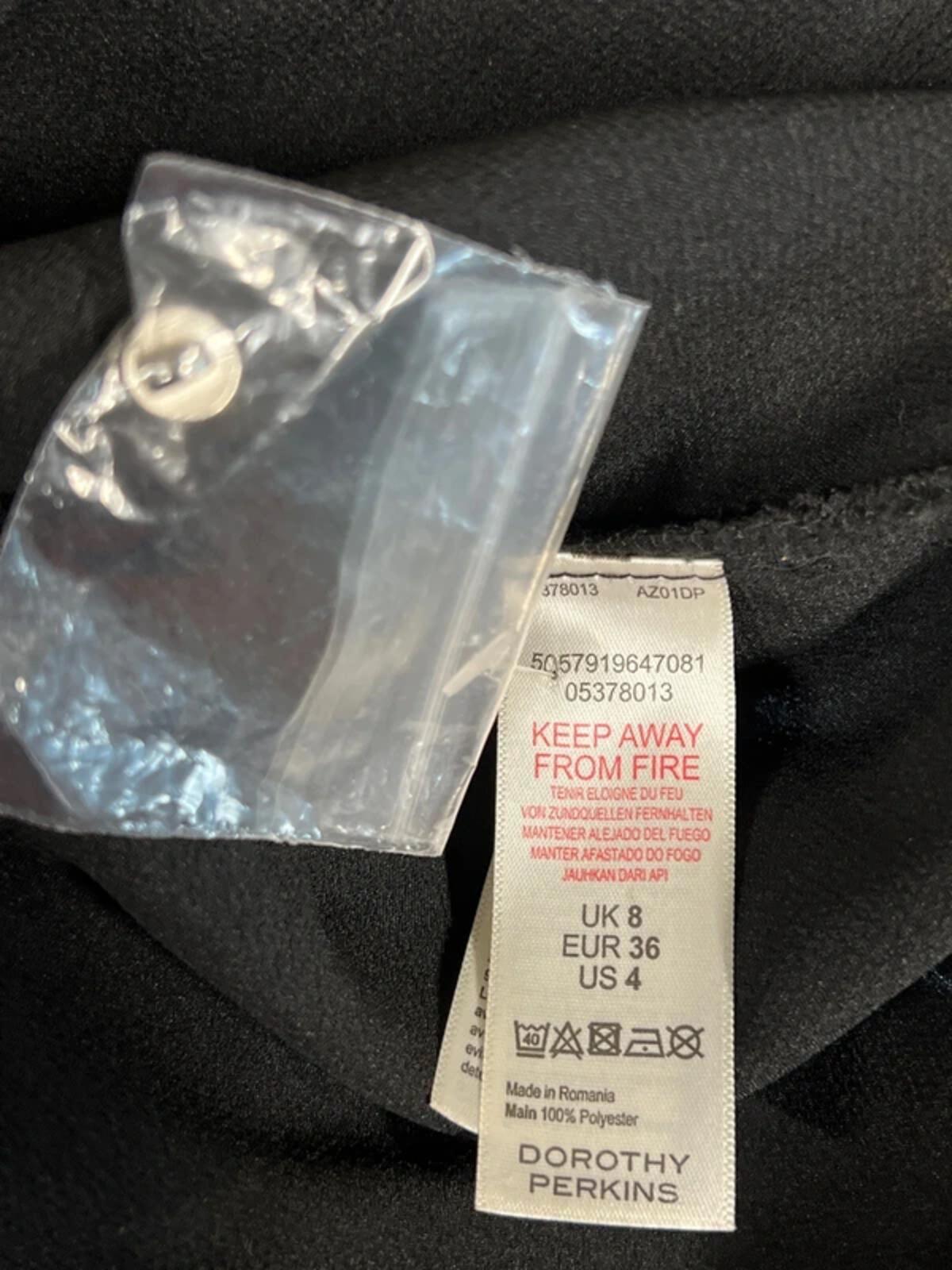 Dorothy Perkins | 8 | Black sparkly top |