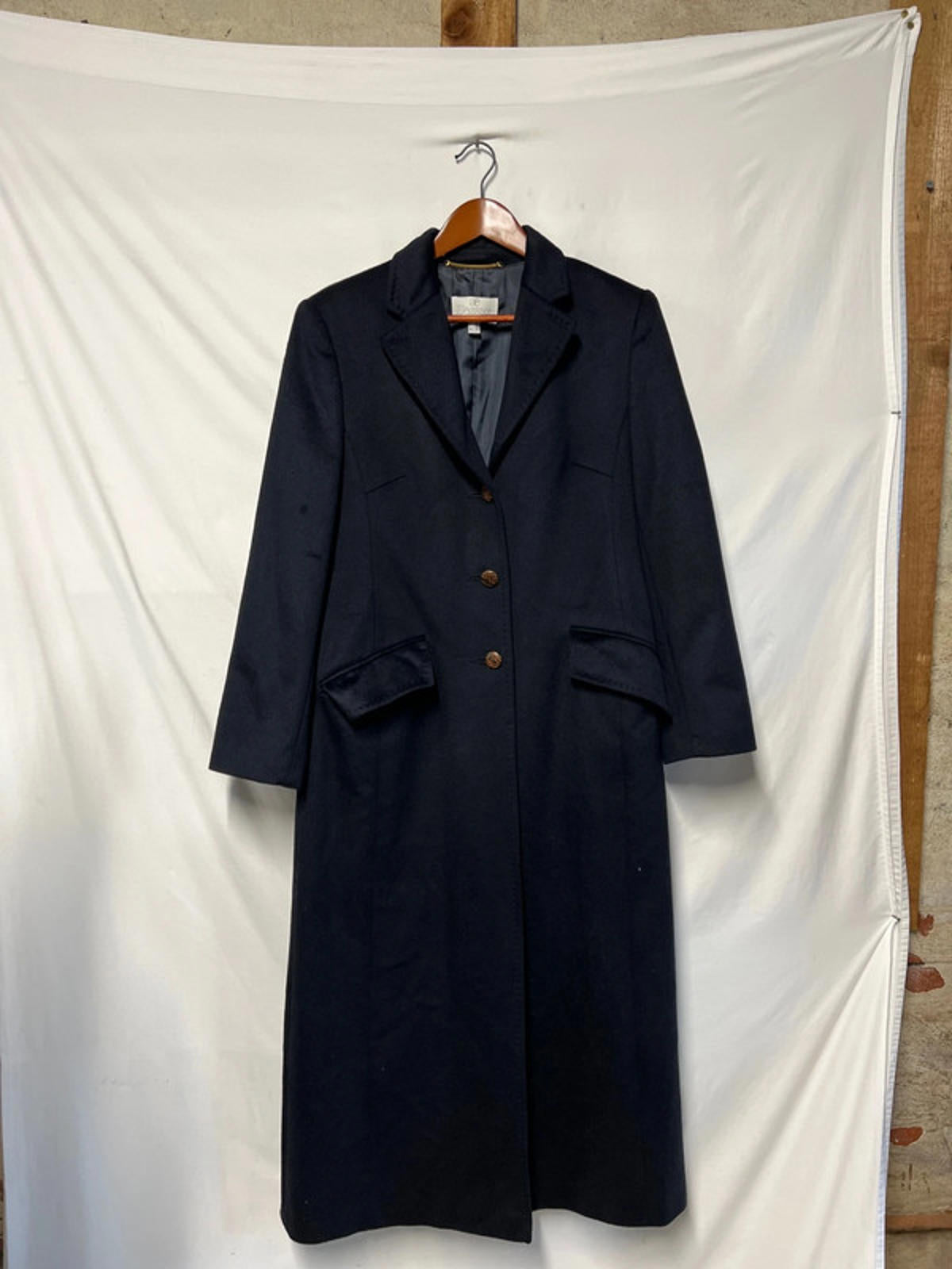 AE Elegance | 10 | Navy Trenchcoat