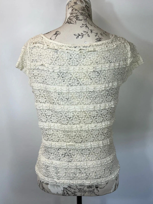Banana Republic | Size M | White lace crochet style top