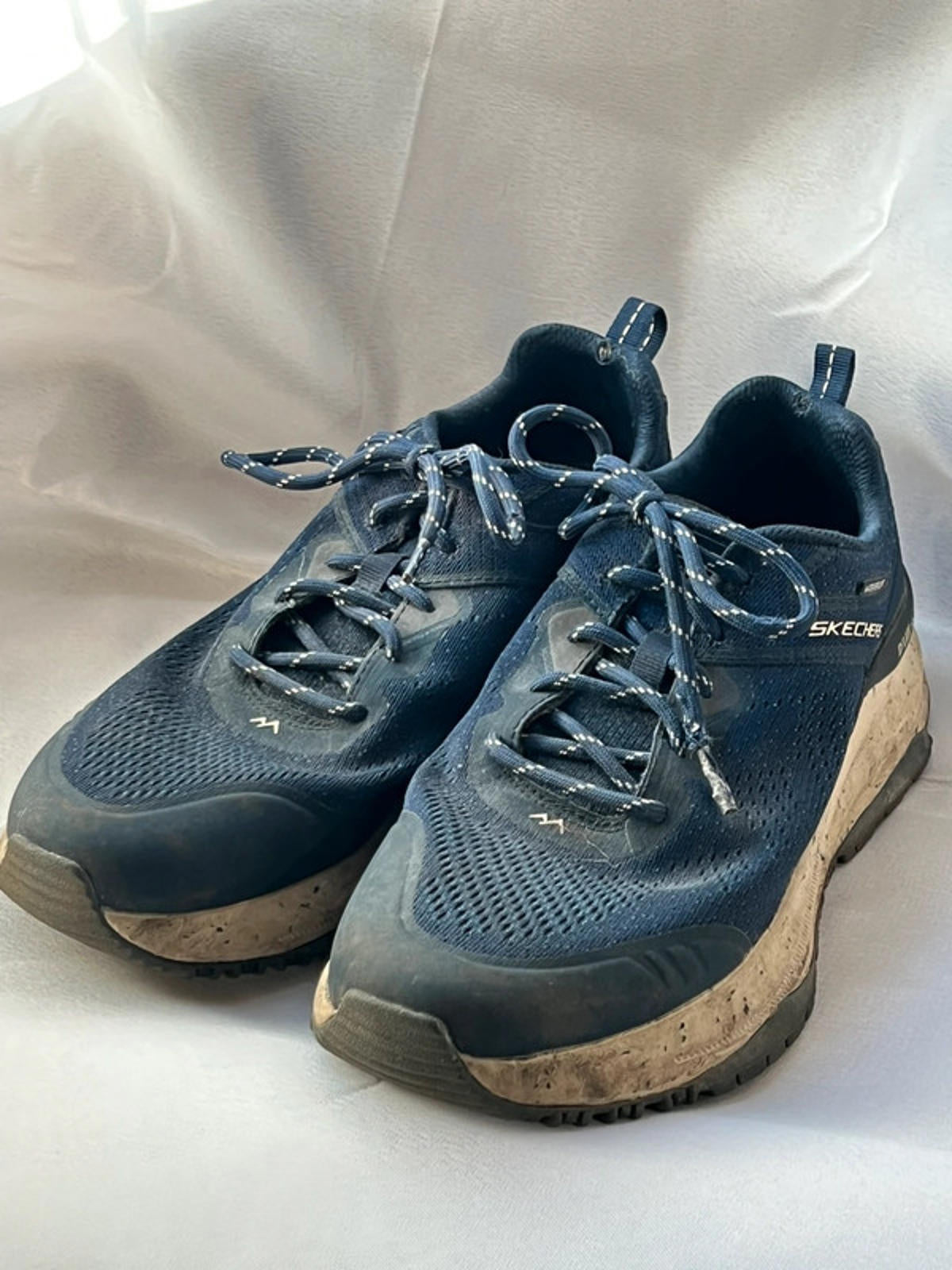 Skechers D’Lux Trail | 7.5 | Used but good