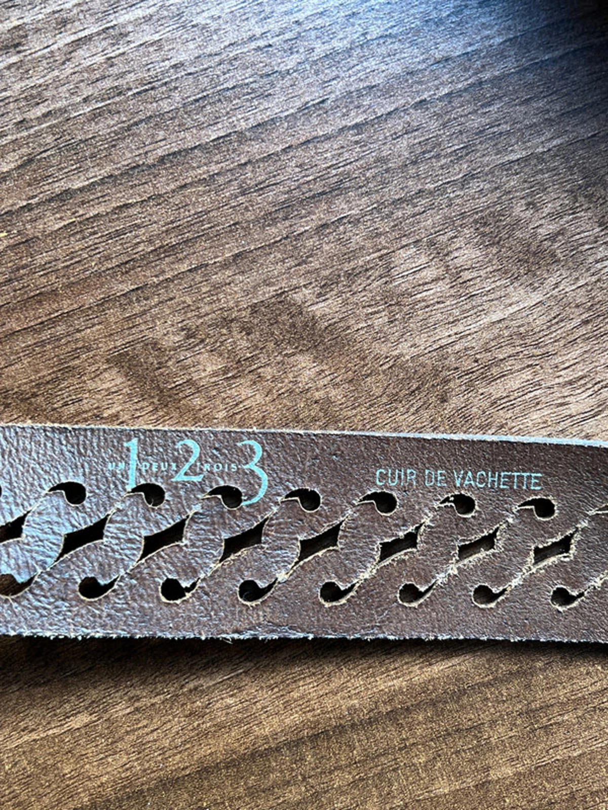 Vintage Un Deux Trois Belt | 34” | Brown Calfskin | Brass buckle