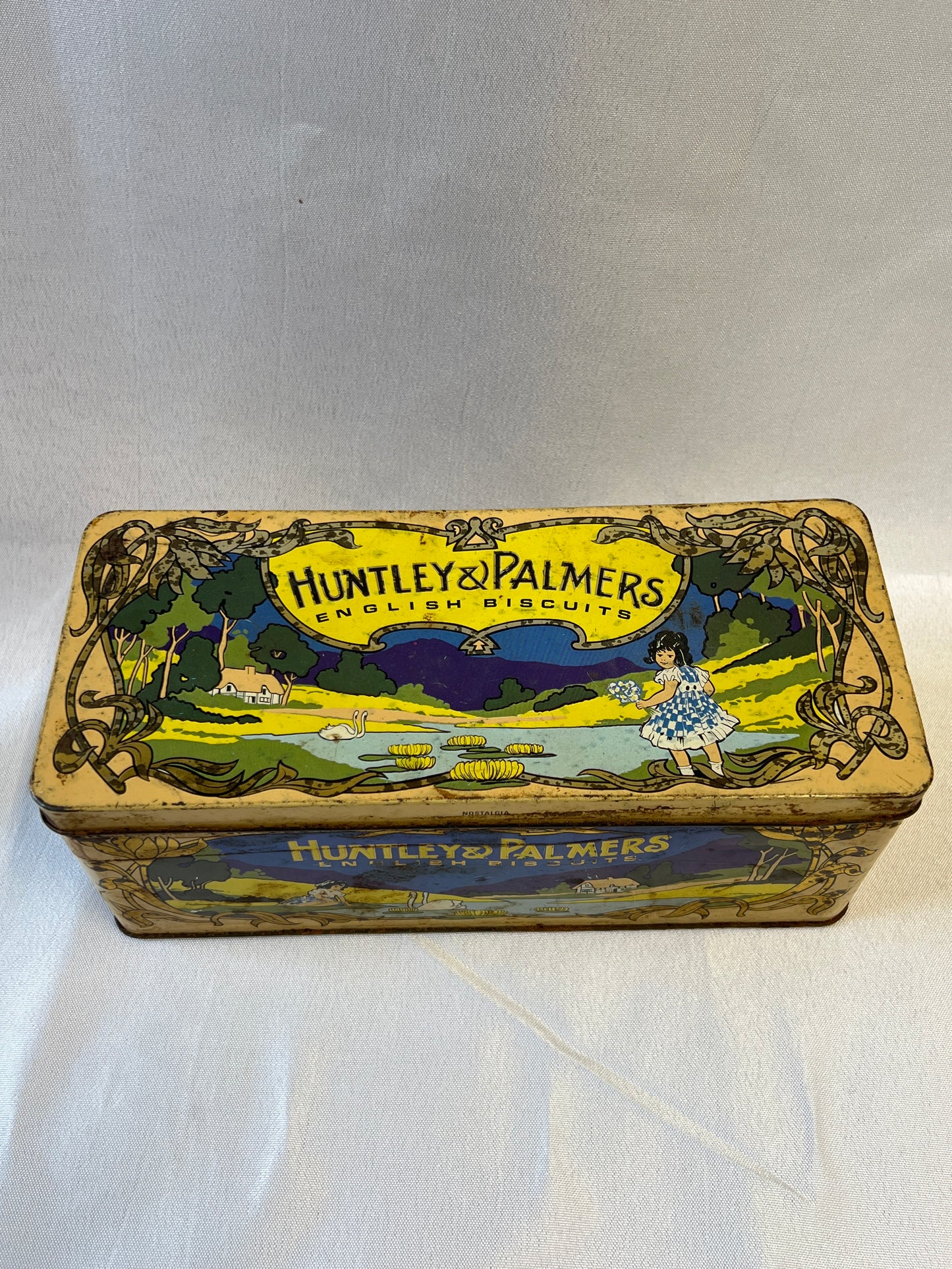 Huntley & Palmers Vintage English Biscuit Tin