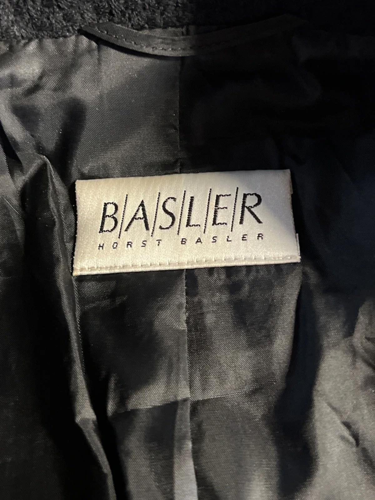 Basler | Size M | Black blazer with silver buttons