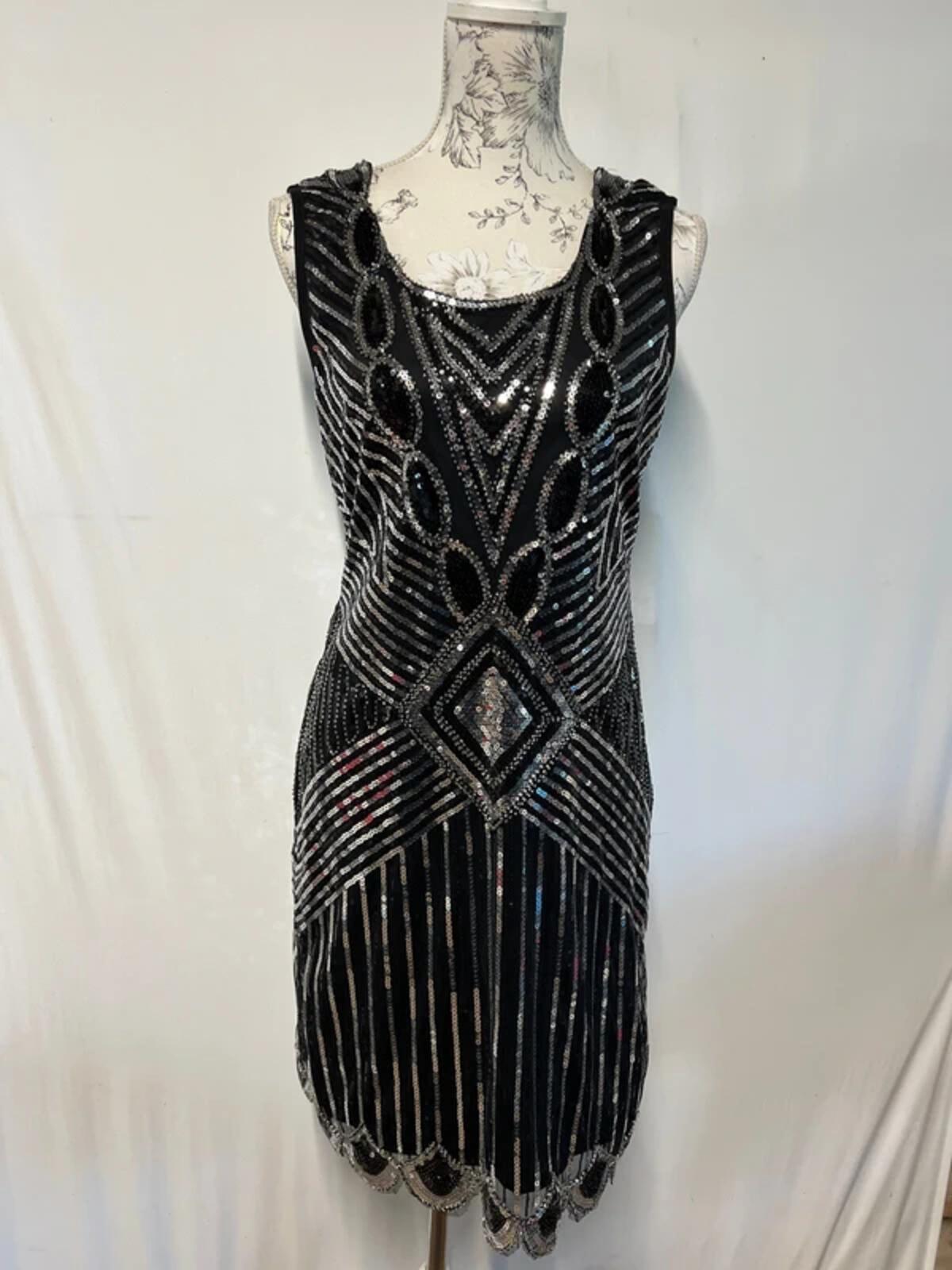 Medium | 1920’s style Cocktail dress with sequins | Very good
