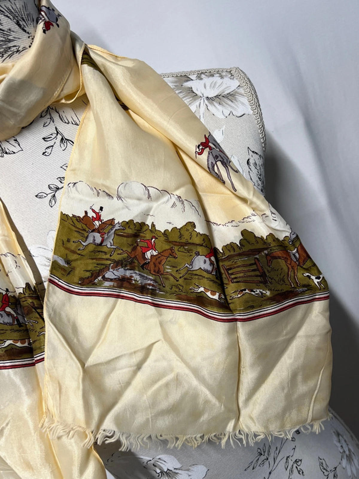 Vintage Ladies Scarf | Equestrian Hunt themed
