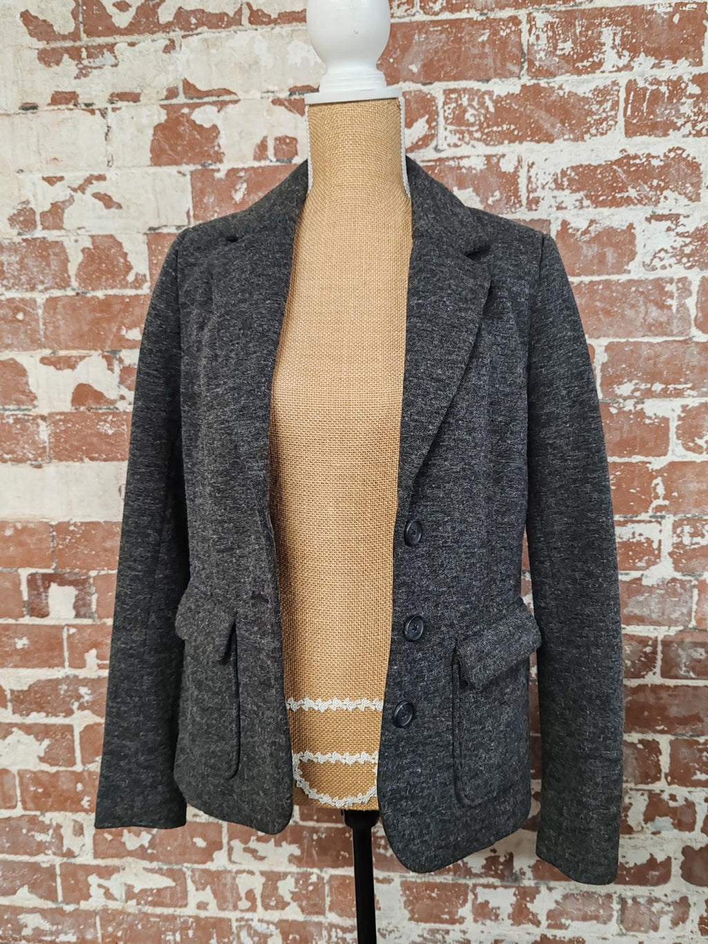 Cambridge | UK 14 | Dark Grey Blazer | Polyester/Viscose