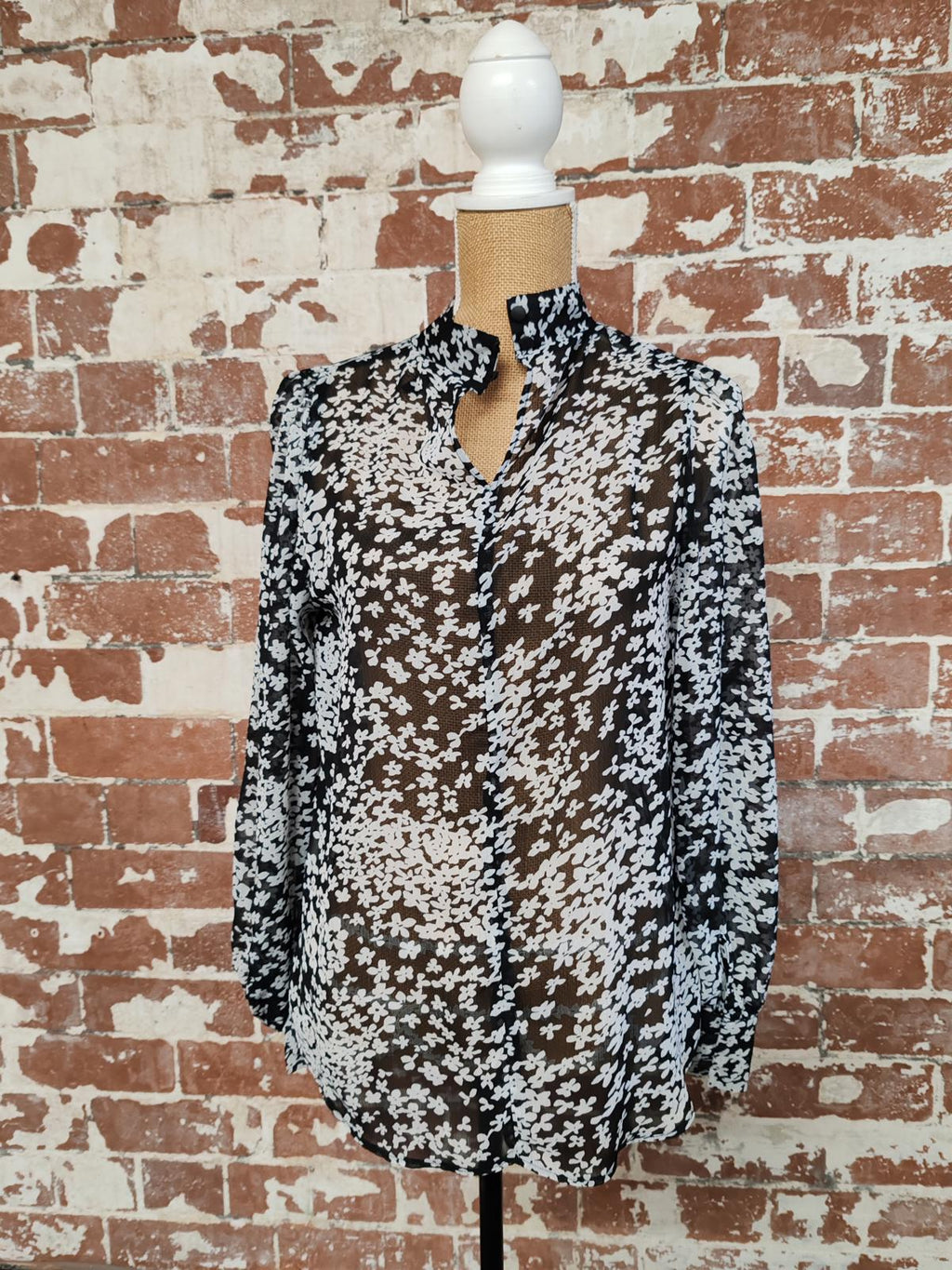 Lipsy | UK 10 | Black & White Floral | Polyester