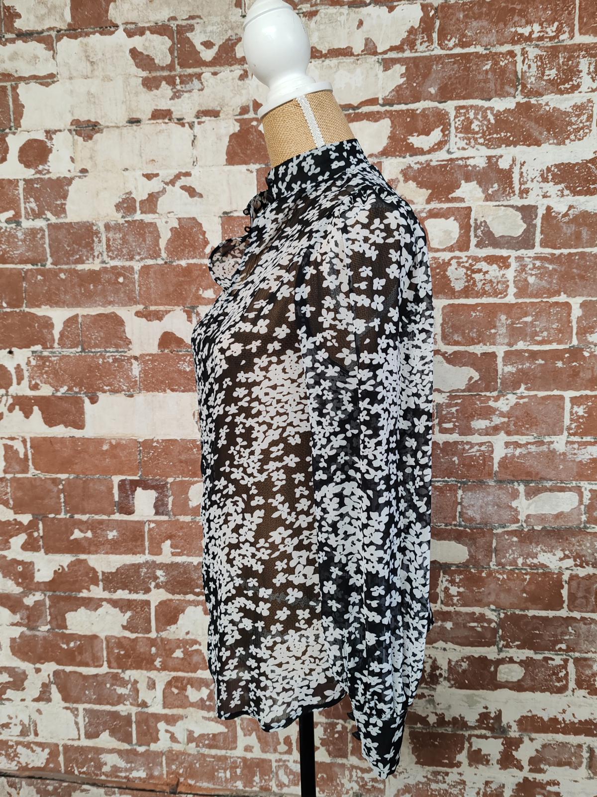 Lipsy | UK 10 | Black & White Floral | Polyester