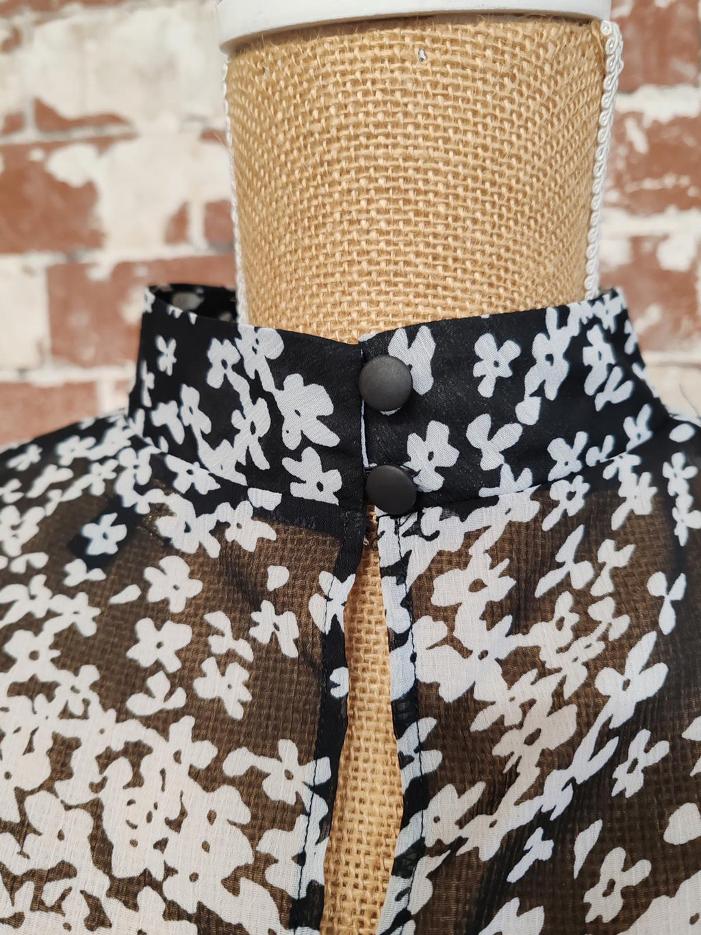 Lipsy | UK 10 | Black & White Floral | Polyester