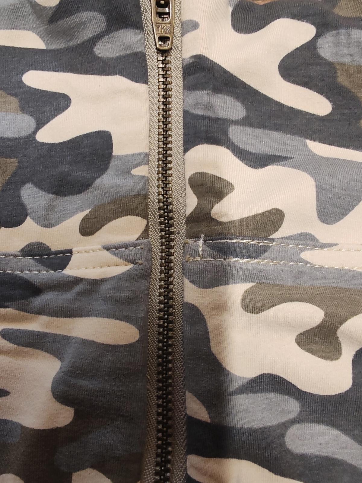 HUGZ JEANS | UK 10 | Camo Shorts | Cotton