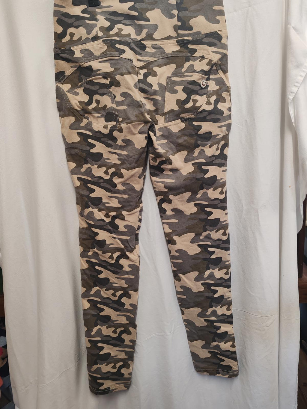 HUGZ JEANS | UK 12 | Camouflage Leggings | Cotton