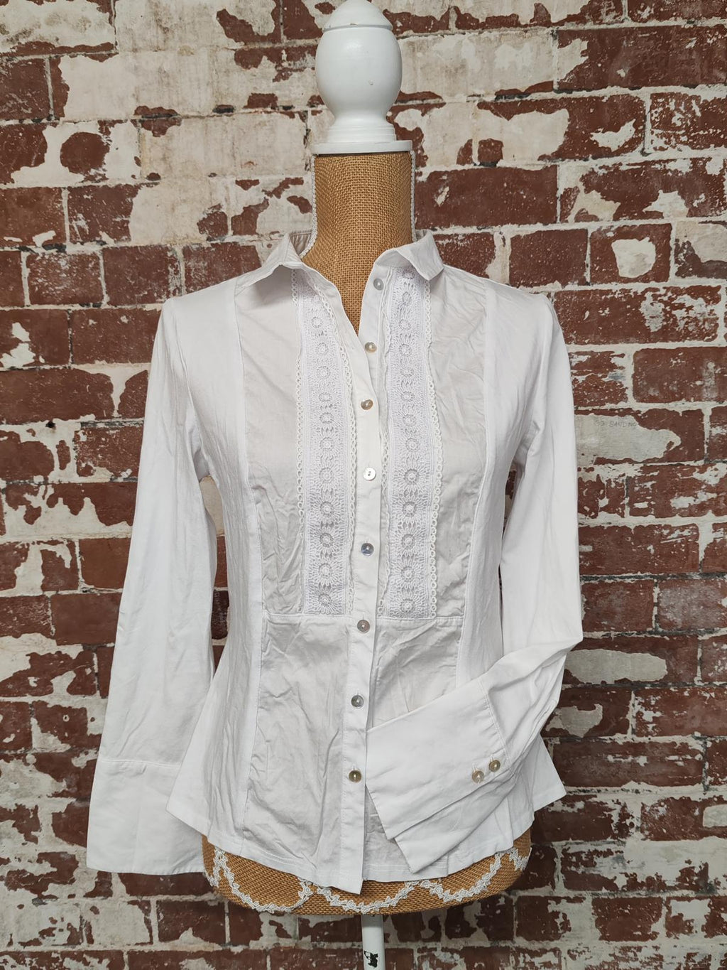 Tinta Spain | UK 14 | White Embroidered Shirt | Mixed Materials