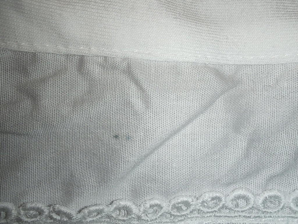 Tinta Spain | UK 14 | White Embroidered Shirt | Mixed Materials