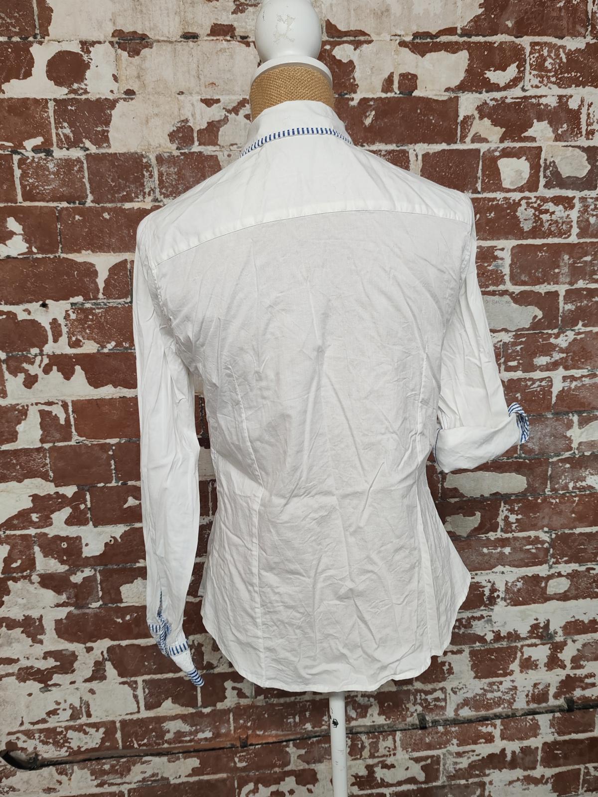 Bariloche | UK 10 | White & Blue Shirt | Mixed materials