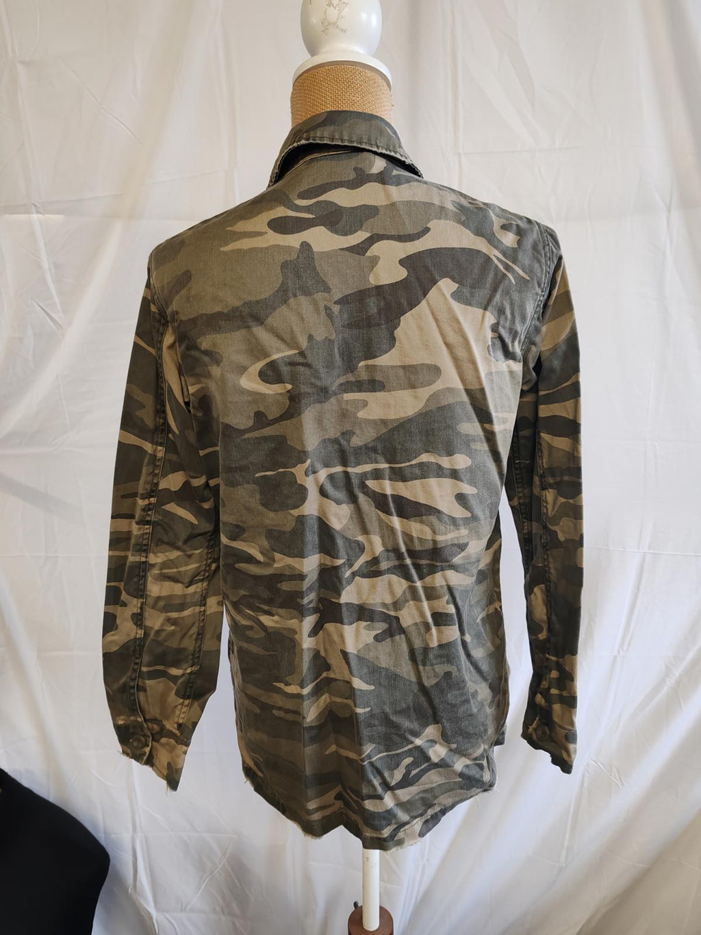 Topshop | UK 8 | Camouflage Distressed Jacket | Cotton