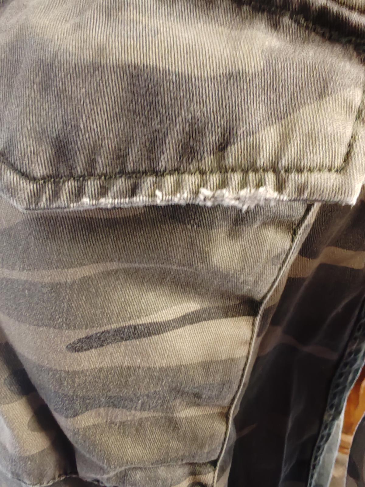 Topshop | UK 8 | Camouflage Distressed Jacket | Cotton